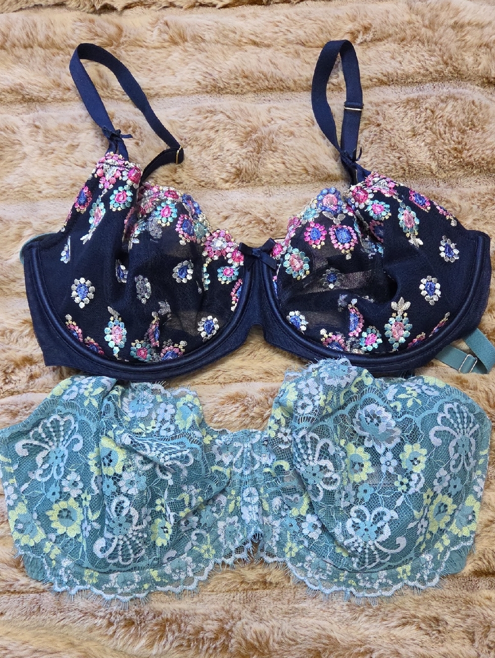 Floral Embroidered Underwire Bra- Bundle